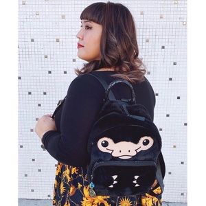 Hot Topic Bioworld Fantastic Beasts Niffler Backpack